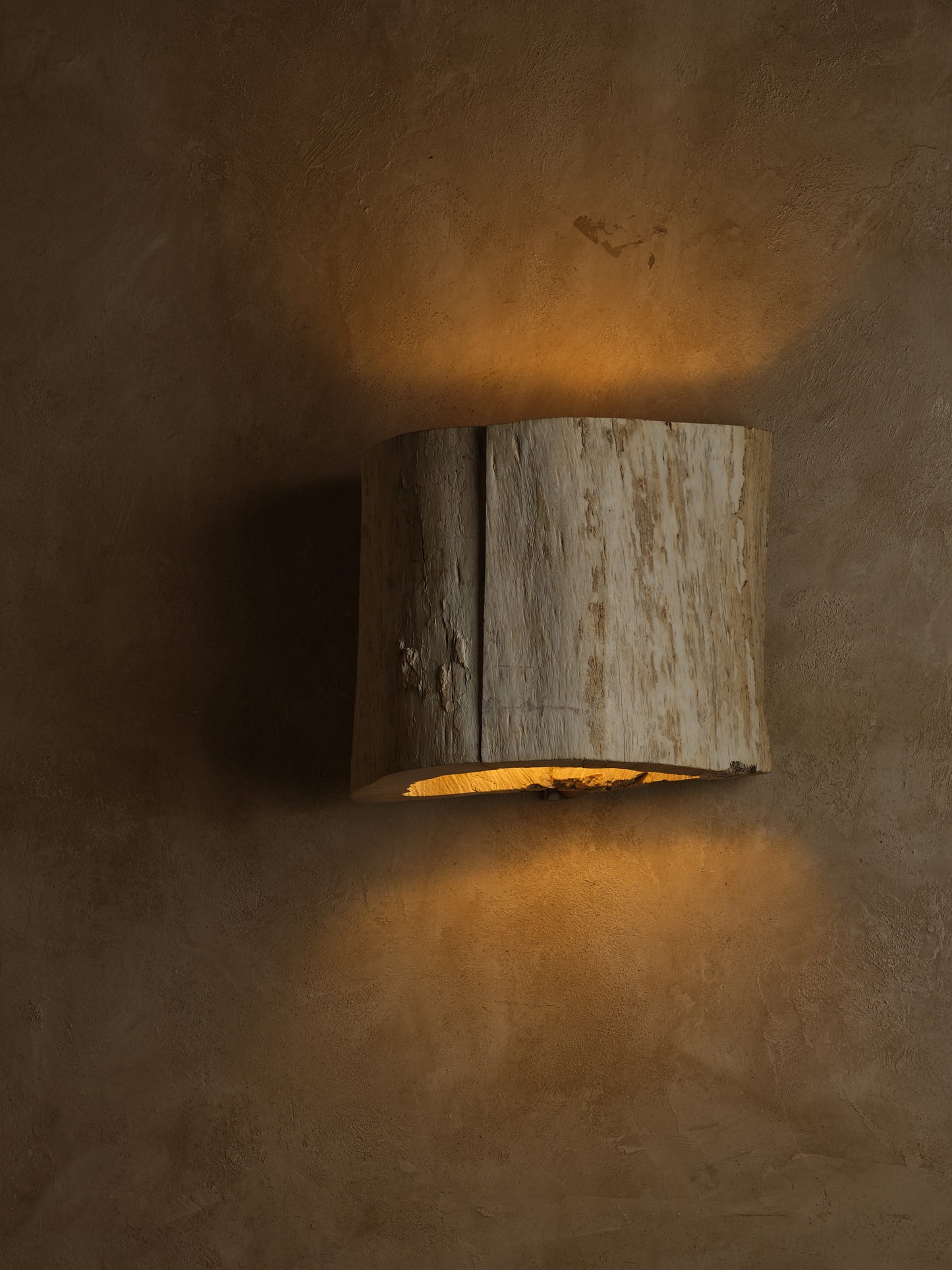 MBAPE SCONCE